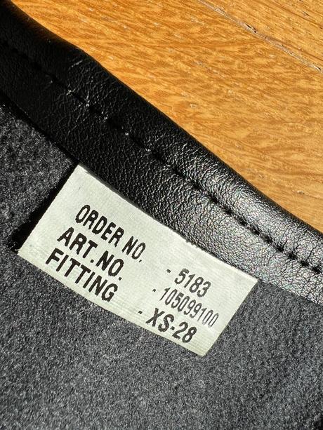 Kozene čapsy chranice na nohy, 