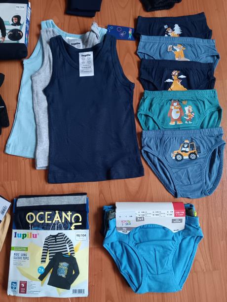 Nové tričká, tielka, mikiny, tepláky veľ. 98/104, 104–116 / 86–98