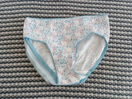 Nové nohavičky, 122