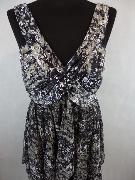 Luxusné elegantné šaty, 42