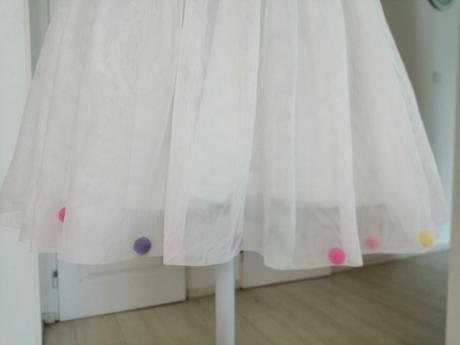 Suknicka pre dievčatka biela s gulickami vel. 116, 116
