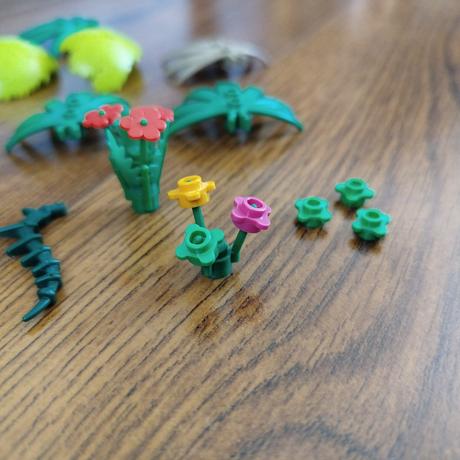 Lego listy a rastliny - cena je za všetko,