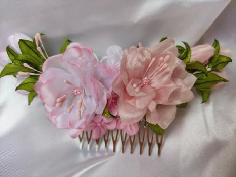 Romantický hrebienok do vlasov, 