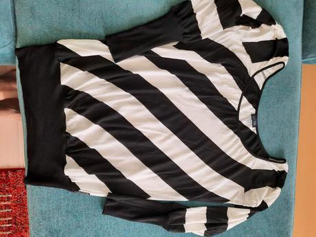 Armani top, armani,s