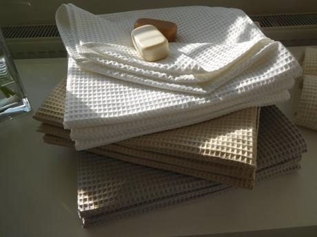 Vaflová bavlna - uteráky-140 x 70 cm, nové, 