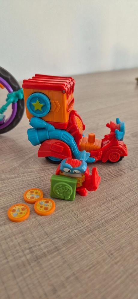 Super zings pizza doručenie pizza delivery, 