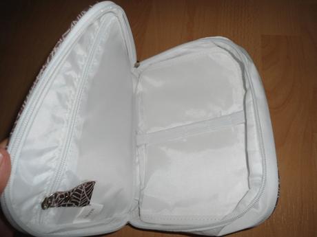 Biela kozmeticka taska / tasticka / kabelka, 