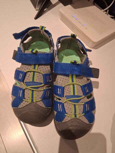 Umbro sandále, umbro,32