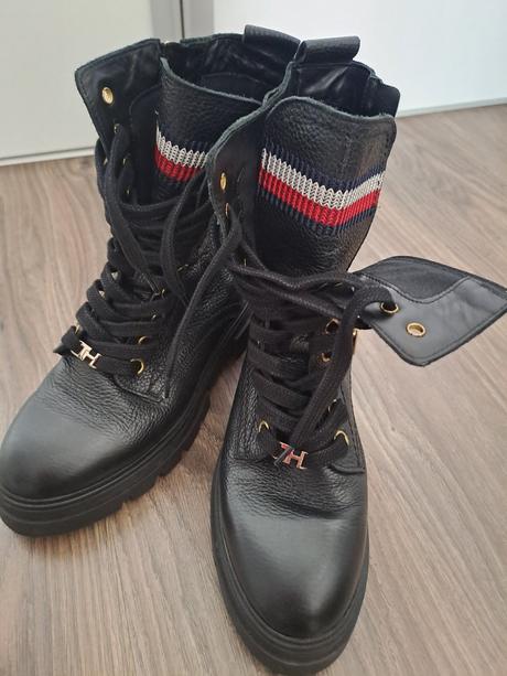 Topanky originál, tommy hilfiger,40