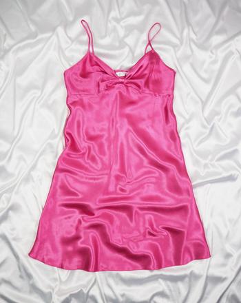 Kvalitná saténová nočná košielka f&f, f&f,40