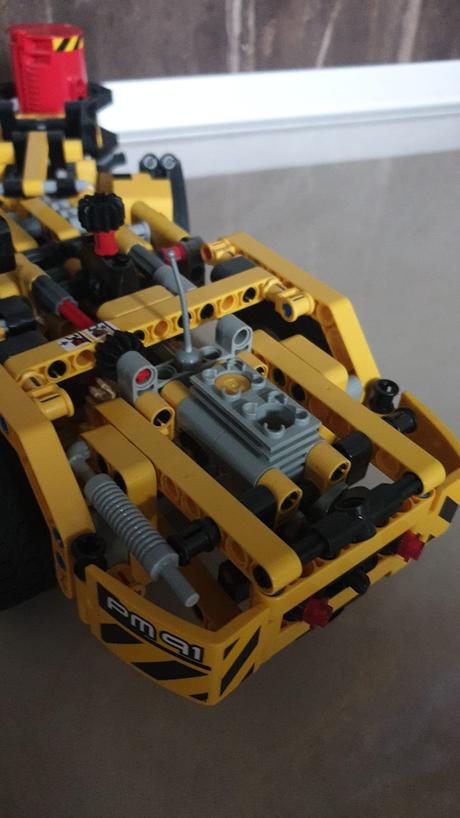Lego technic 42049  - pyrotechnické vozidlo, 