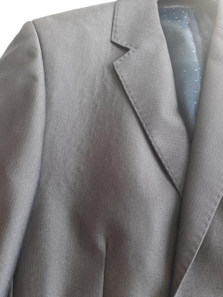 Pánsky oblek sedy 182 /48 jemne leskly, 48