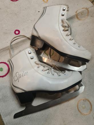 Ľadové korčule, sulov,35