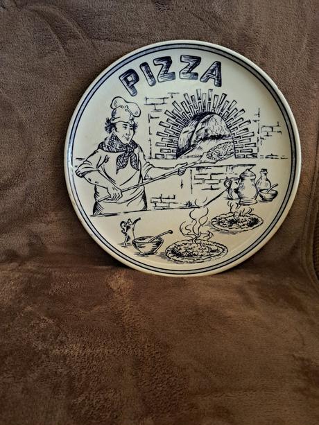 Tanier na pizzu., 