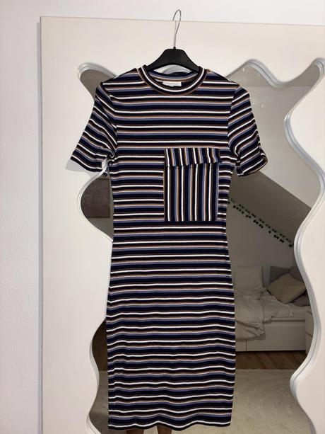 Rebrované šaty xs/s, fishbone,xs