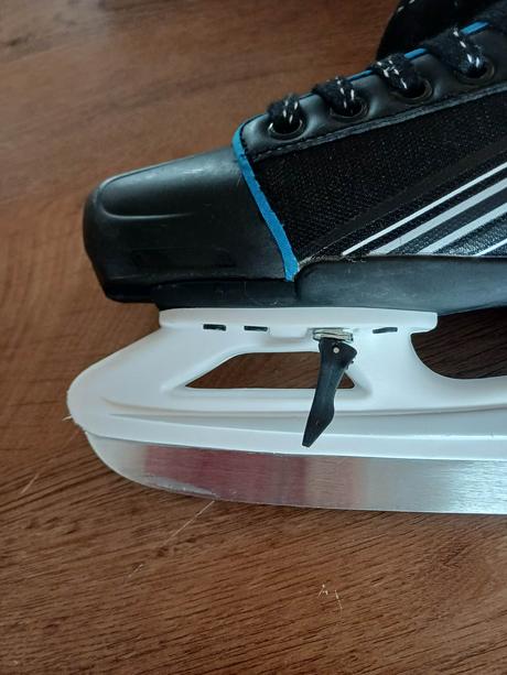 Chlapčenské korčule, crowned,35