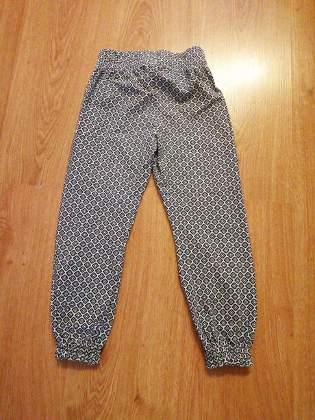 Dievčenské nohavice 116, c&a,116