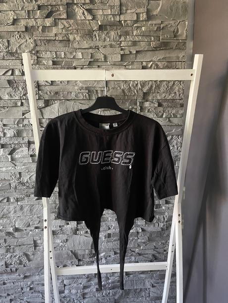 Guess v.m, guess,m