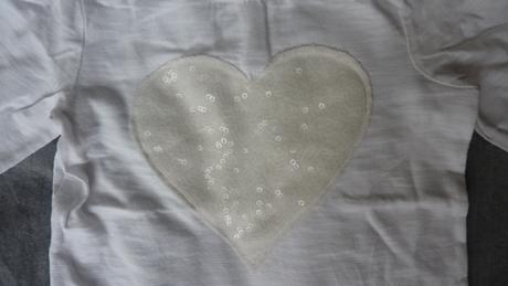 Tričko s flitrovým srdcom, 12-18m, next,86