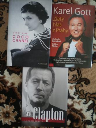 Životopisné knihy,
