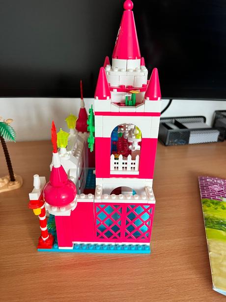 Stavebnica banbao loving world - svadobná kaplnka, 