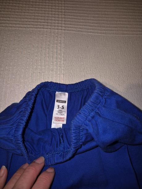 Kostým poštár pat, 