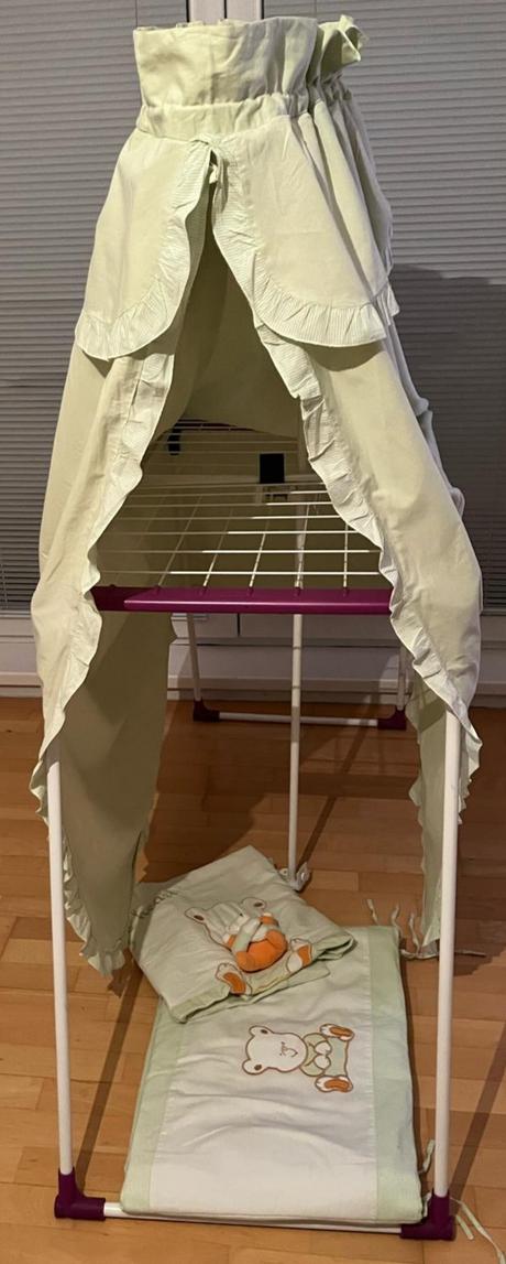 Baldachýn na detskú postielku, 