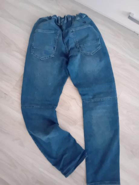 Chlapčenské rifle, s