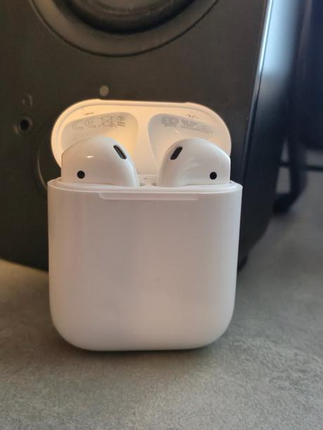Apple airpods 2, apple