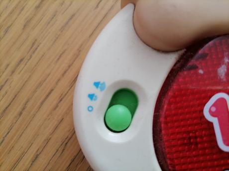 Psíkov klavír psík fisher price,