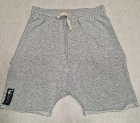 Kraťase minioo, 122