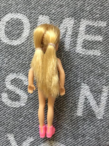 Babika barbie a chelsea,