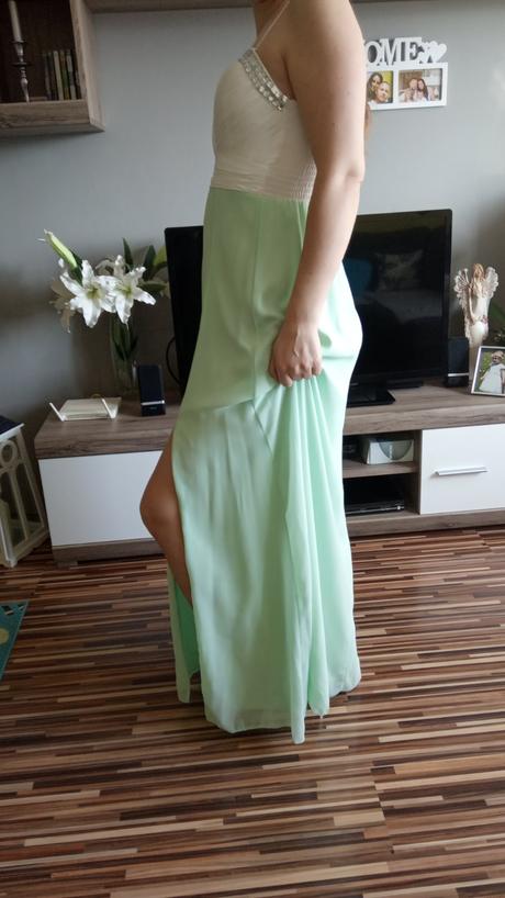 Spoločenské šaty, m