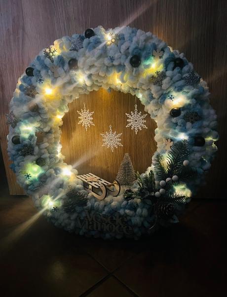 Vianočný veniec xxl - z puffy vlny,