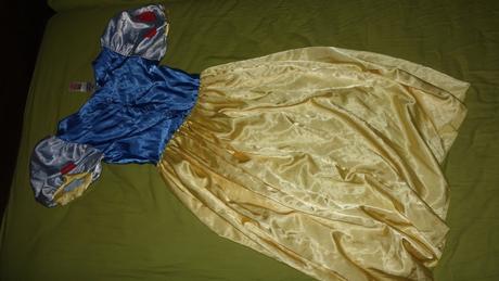 Kostym snehulienka z disney store,