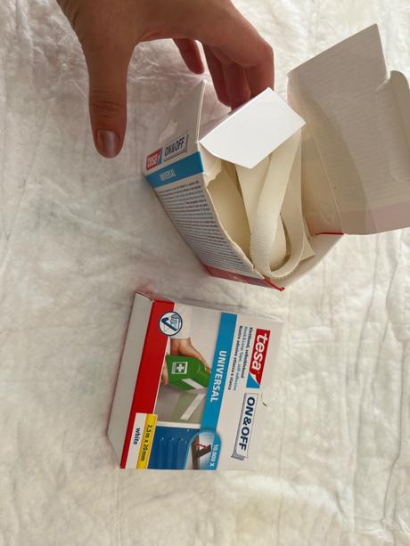 Samolepiaci suchý zips,