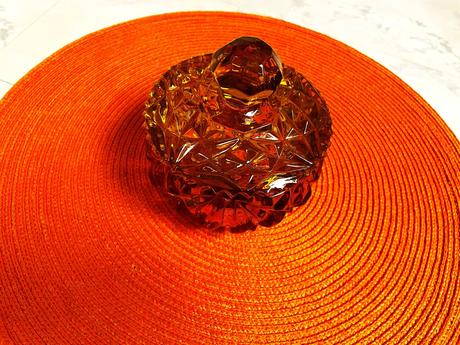 Starožitná masívna bonboniéra, 