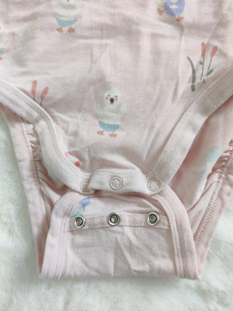 Rastúce body lindex s krátkym rukávom, lindex,86