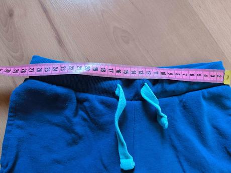 Teplákové kraťasy smurf, 122