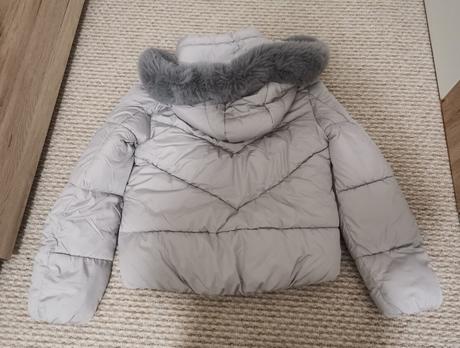 Dámska sivá vetrovka, bershka,m