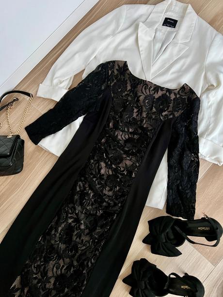 Čierne čipkové šaty, s