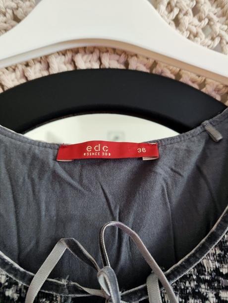 Šaty esprit, esprit,s