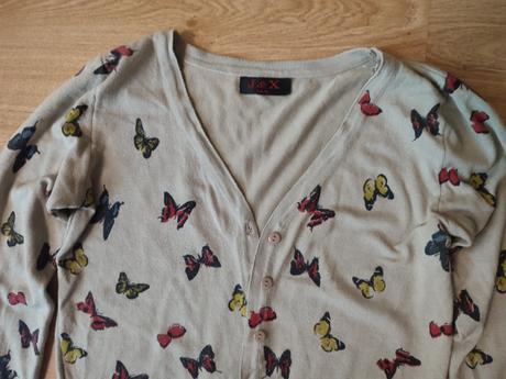 Svetrík motylikovy, s