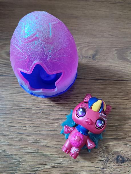 Hatchimals,