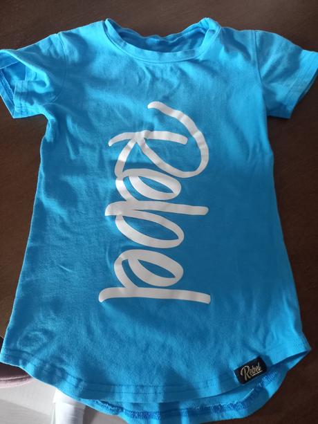 Tricko rebel, rebel,92