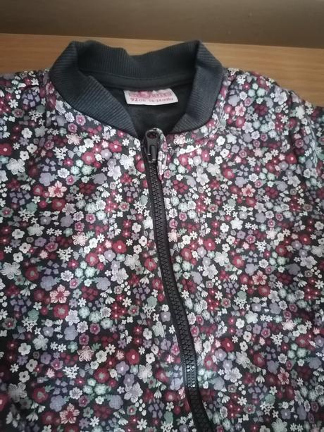Kvetovaná mikinka 92, 92