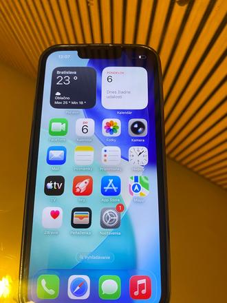 Apple 13, apple