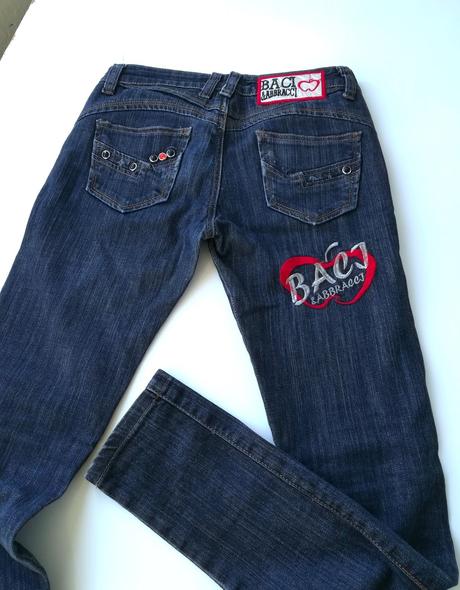 Rifle baci&abbracci s poštou, 26