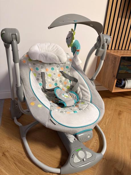 Hojdacie kreslo ingenuity a hraci kolotoc fehn, 