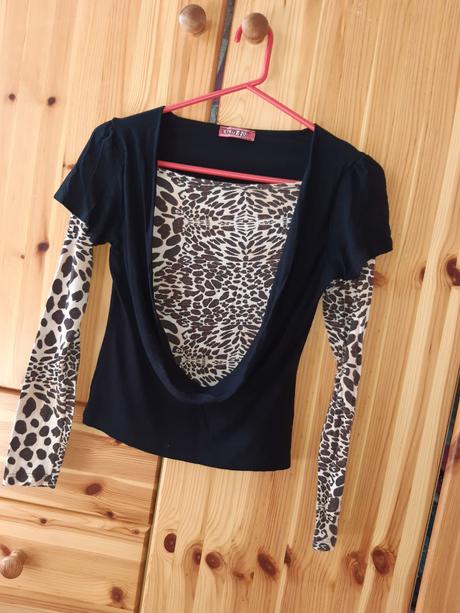 Damsky pulovrikč.s, s